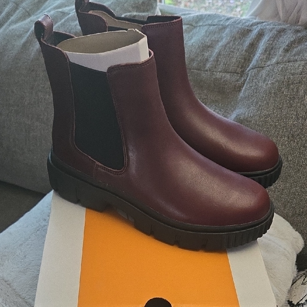 Timberland Women's Dark Red Ankle Boots